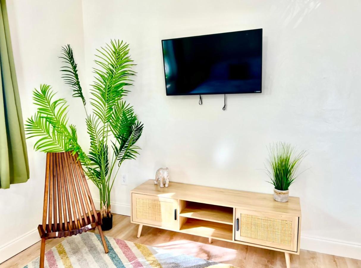 Enchanting Cozy Apartment 10 Min Away From Airport, Calle 8, Brickell, Coral Gables, The Beach And More! Miami Eksteriør billede